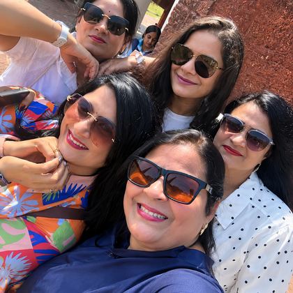 A group selfie of our travellers in Goa