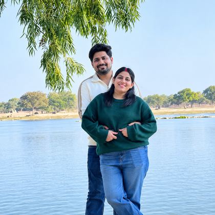 Two of our travellers by the lake in Mount Abu